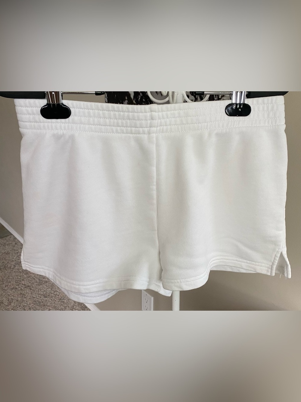 TNA White Elastic-Waist Athletic Shorts